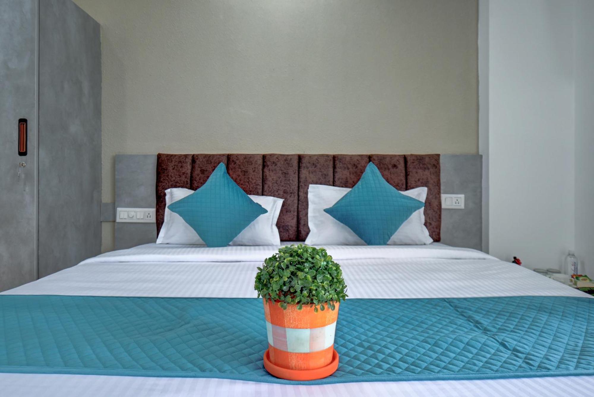 Hotel Cloud 9 Luxury Stay Mysore Exterior photo